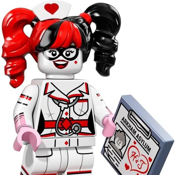 Batman DC Comics Lego Movie Nurse Harley Quinn Mini Blind Bag Figure_71017 - Picture 1 of 3
